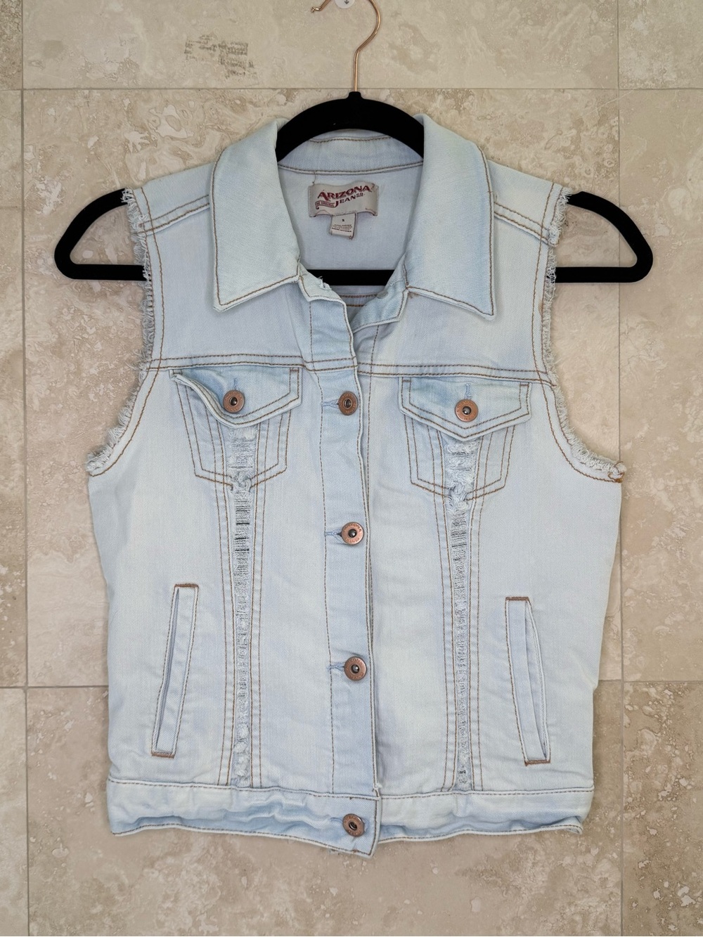Arizona Jean Co Light Wash Distressed Denim Vest Raw Hem Y2K Size Small